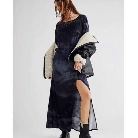 NEW Free People Alyssa Wrap Maxi Dress blue night sky Combo size M - Picture 4 of 12